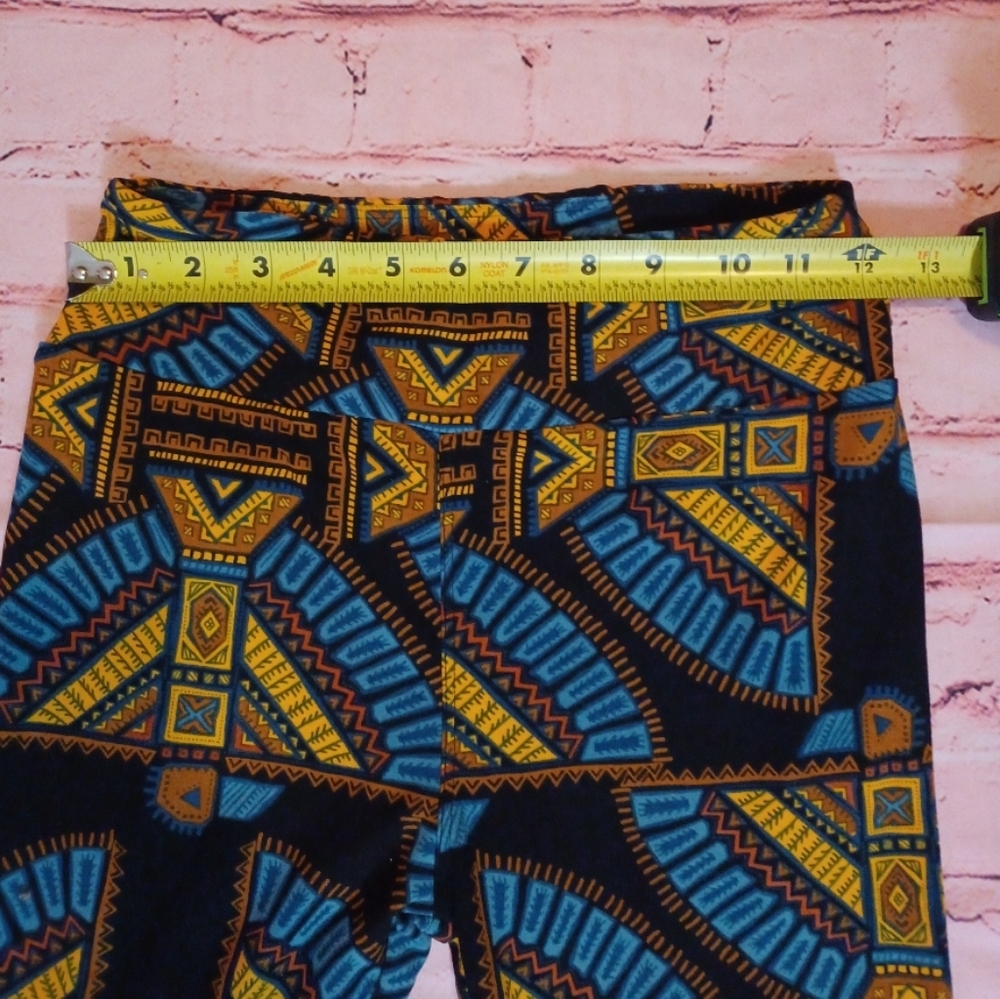 🤍 EUC LuLaRoe Native Eagle Leggings Size OS - Picture 3 of 6